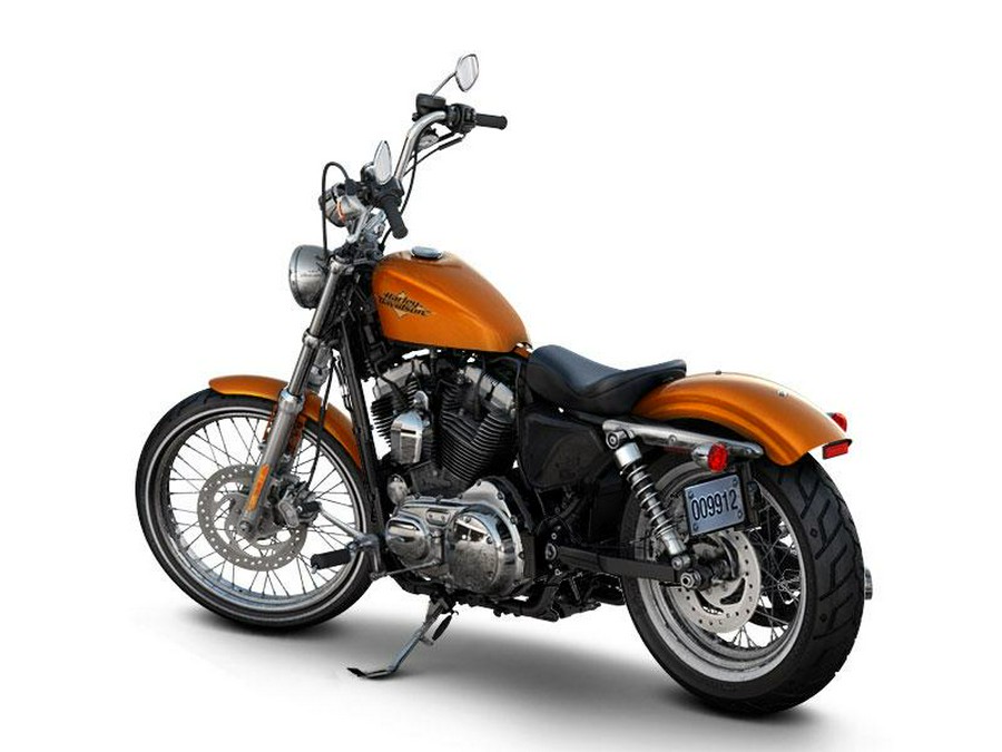 2014 Harley-Davidson® XL1200V - Sportster® Seventy-Two®