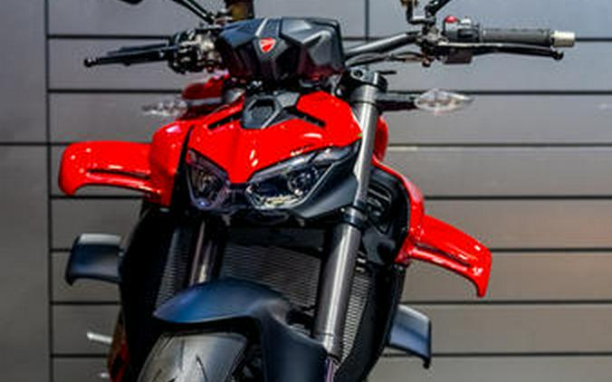 2026 Ducati Streetfighter V4