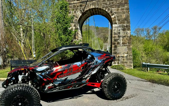 2024 Can-Am Maverick R X