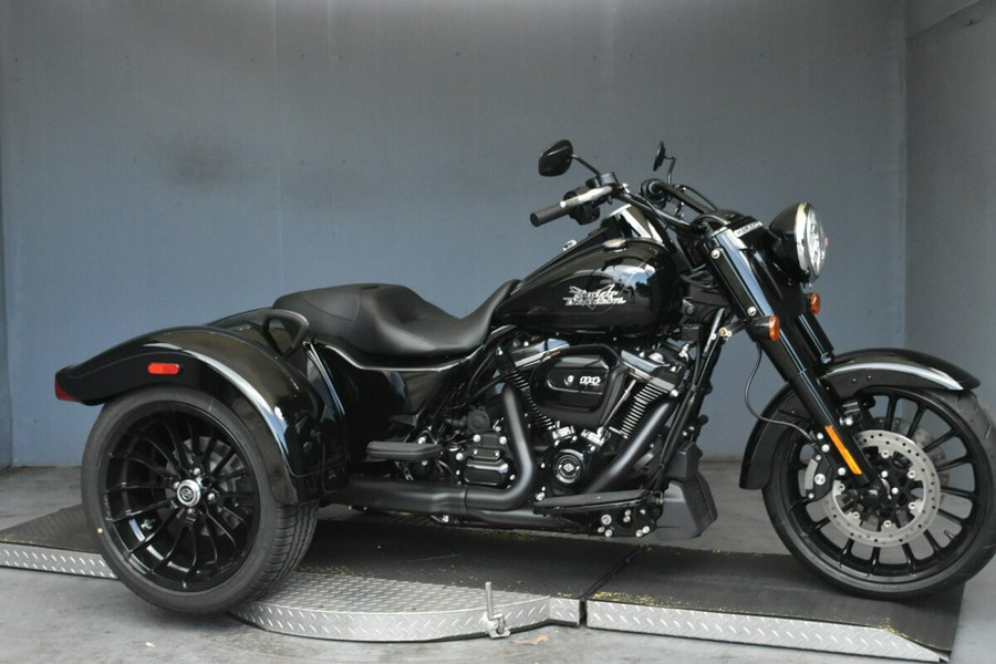 2023 Harley-Davidson Freewheeler