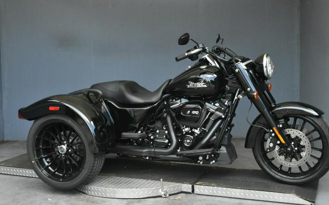 2023 Harley-Davidson Freewheeler