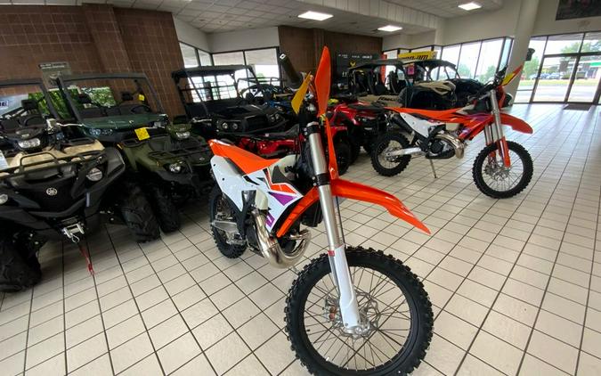 2024 KTM XC 300