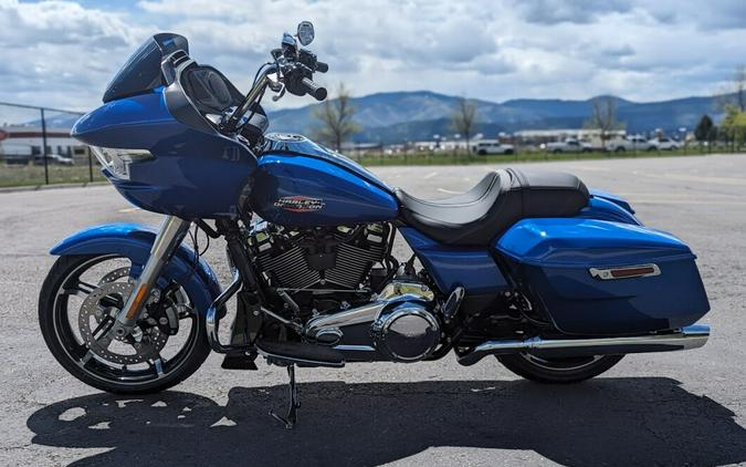 2024 Harley-Davidson Road Glide® Blue Burst