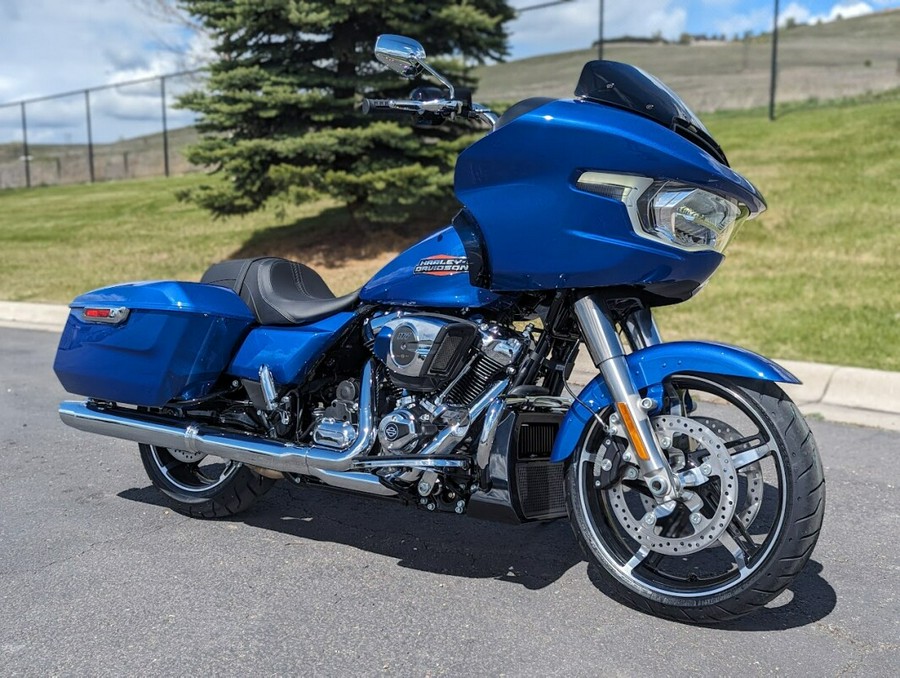 2024 Harley-Davidson Road Glide® Blue Burst