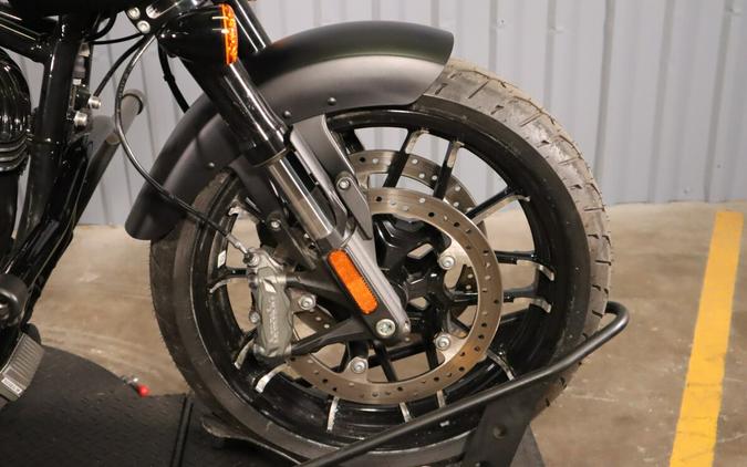 2023 Indian Motorcycle Sport Chief Dark Horse