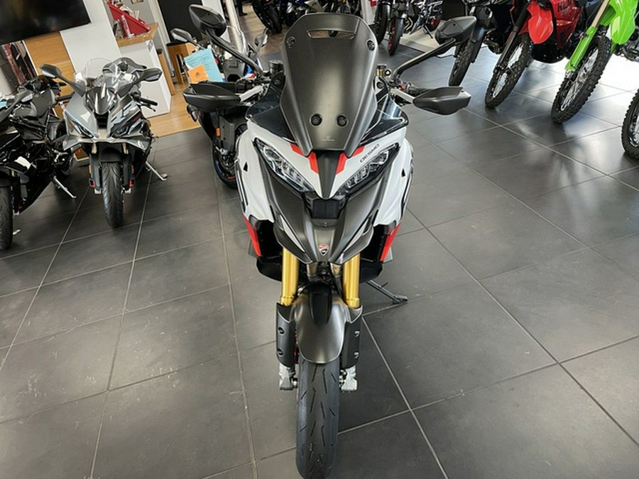 2025 Ducati Multistrada V4 RS