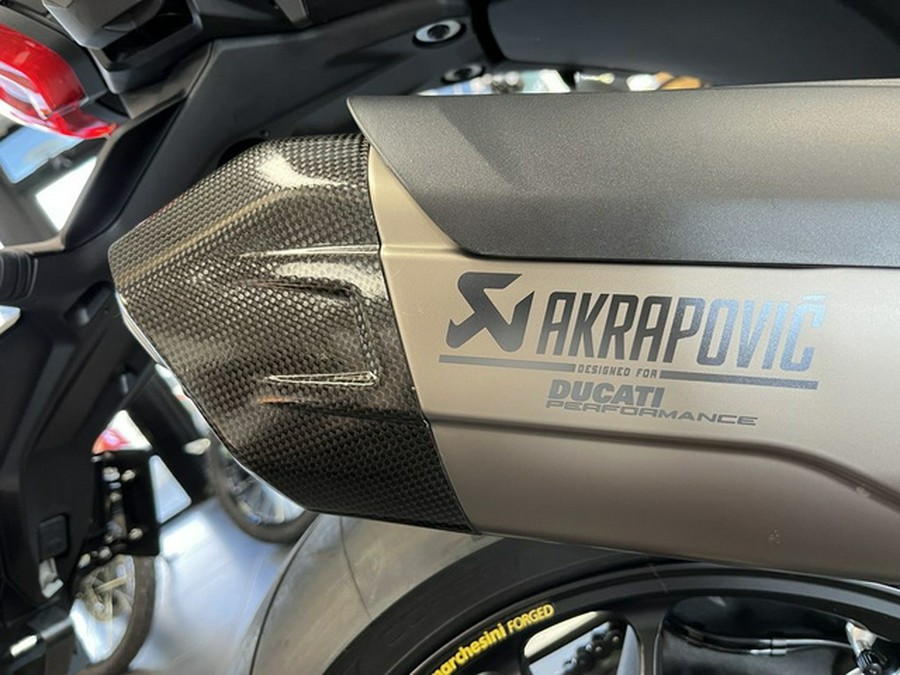 2025 Ducati Multistrada V4 RS