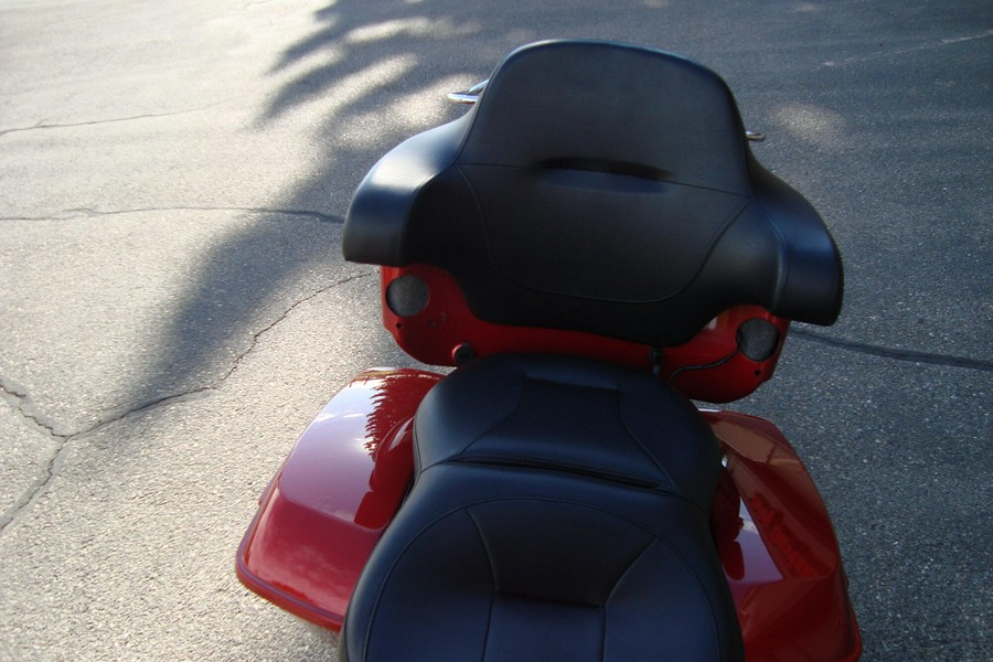 2019 Harley-Davidson® Street Glide® Wicked Red