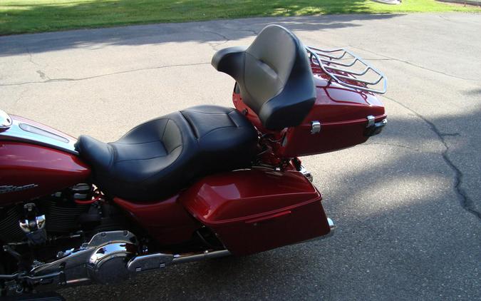 2019 Harley-Davidson® Street Glide® Wicked Red
