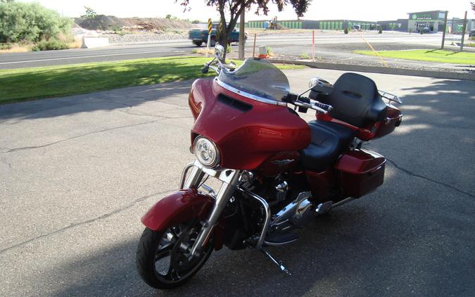 2019 Harley-Davidson® Street Glide® Wicked Red