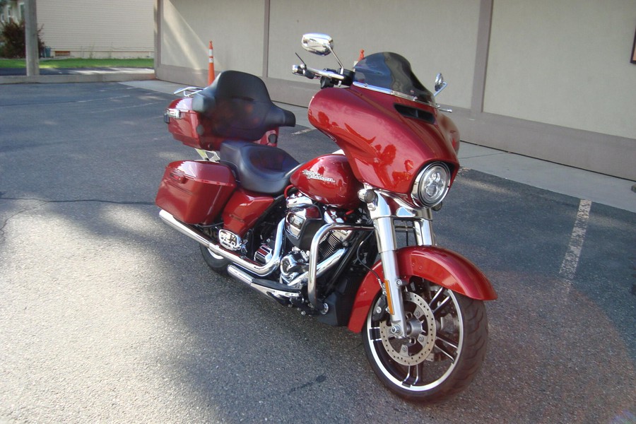 2019 Harley-Davidson® Street Glide® Wicked Red