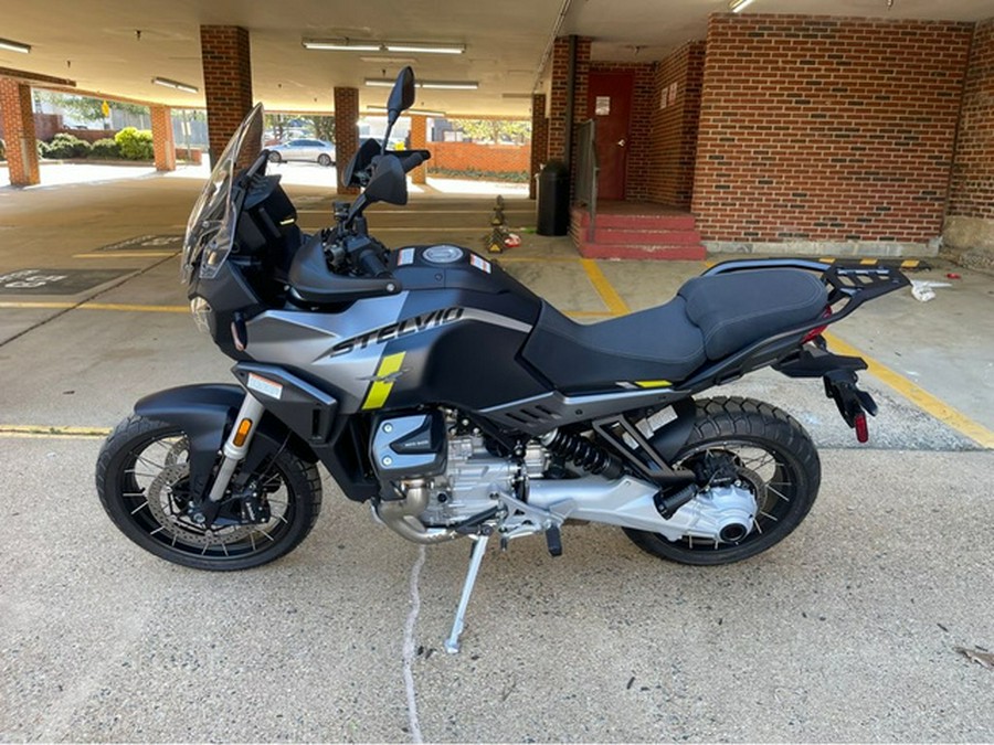 2024 Moto Guzzi Stelvio