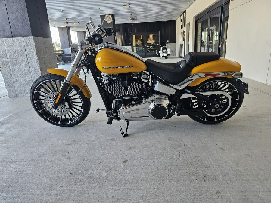 2025 Harley-Davidson Breakout