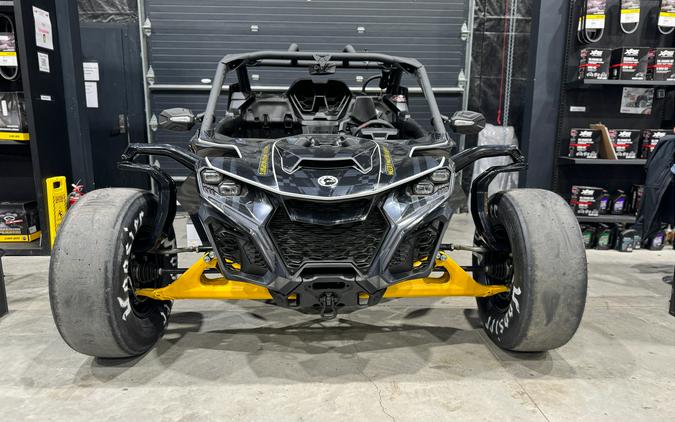 2024 Can-Am Maverick R
