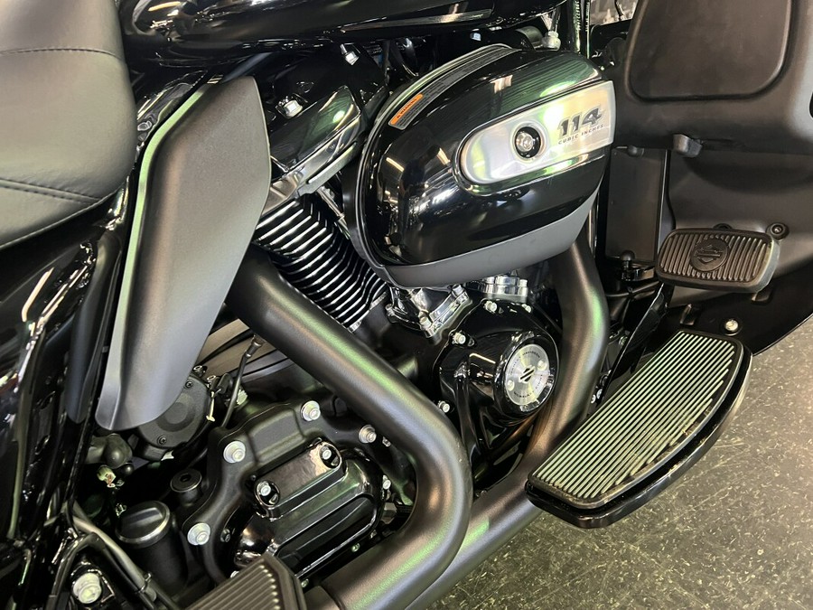 2024 Harley-Davidson Ultra Limited Vivid Black FLHTK