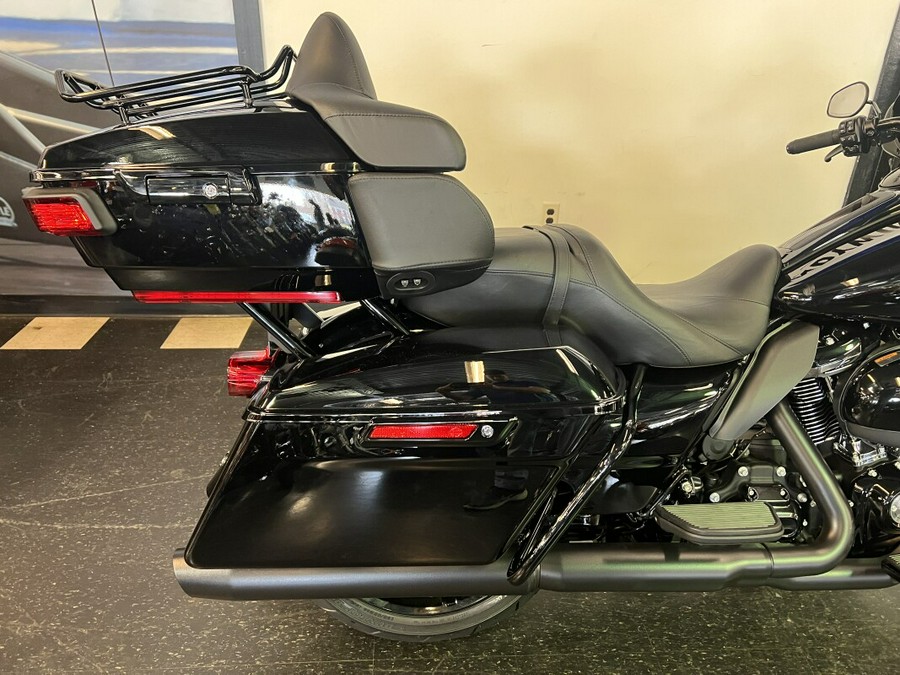 2024 Harley-Davidson Ultra Limited Vivid Black FLHTK