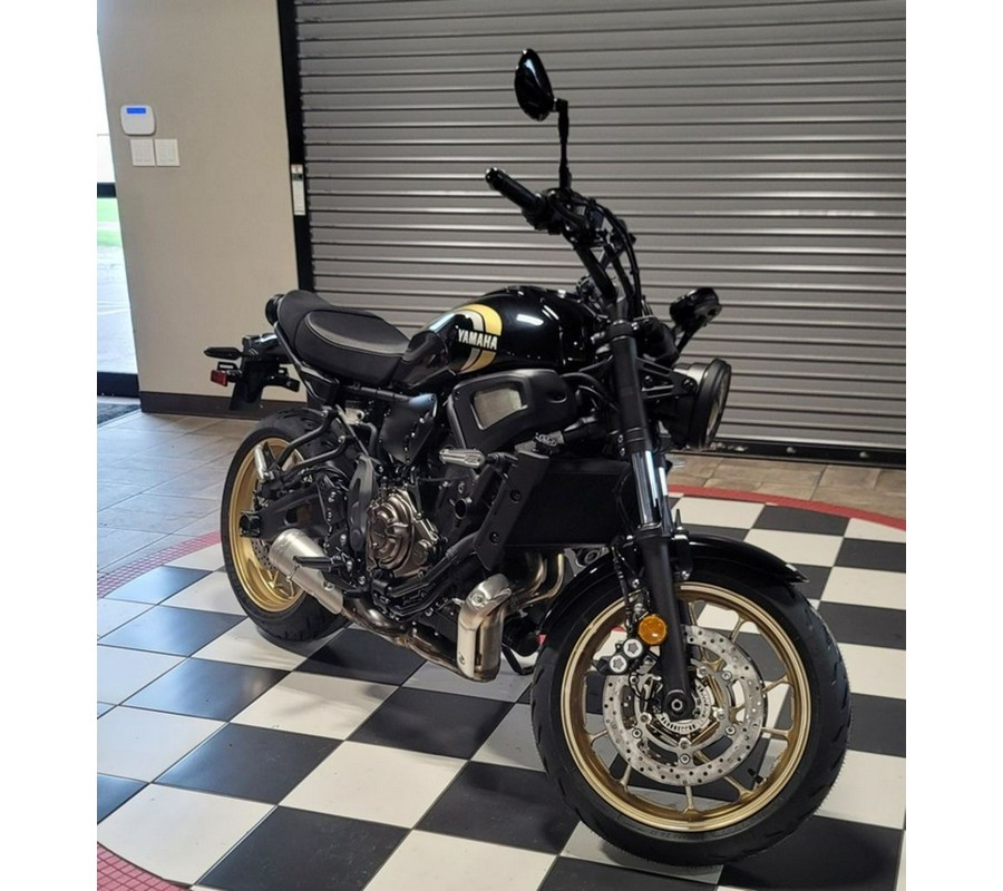 2024 Yamaha XSR700