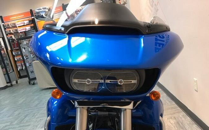 2018 Harley-Davidson Road Glide Ultra Electric Blue FLTRU