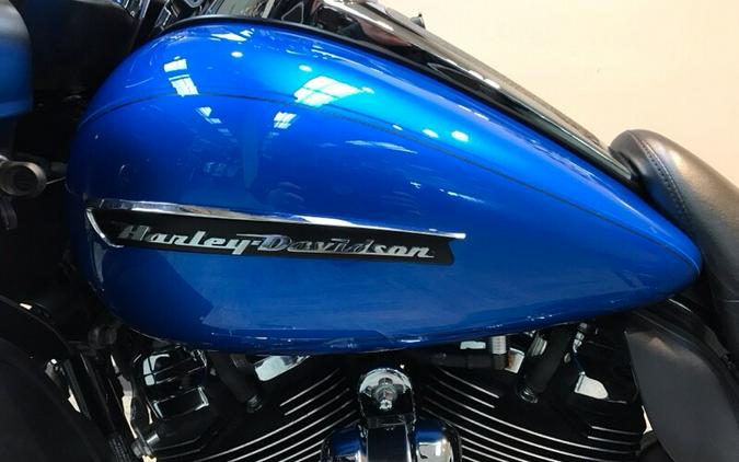 2018 Harley-Davidson Road Glide Ultra Electric Blue FLTRU