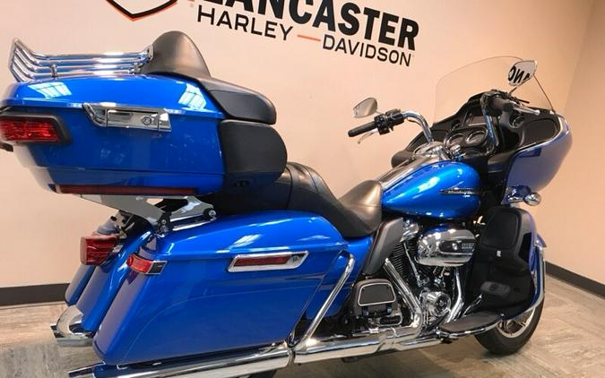 2018 Harley-Davidson Road Glide Ultra Electric Blue FLTRU