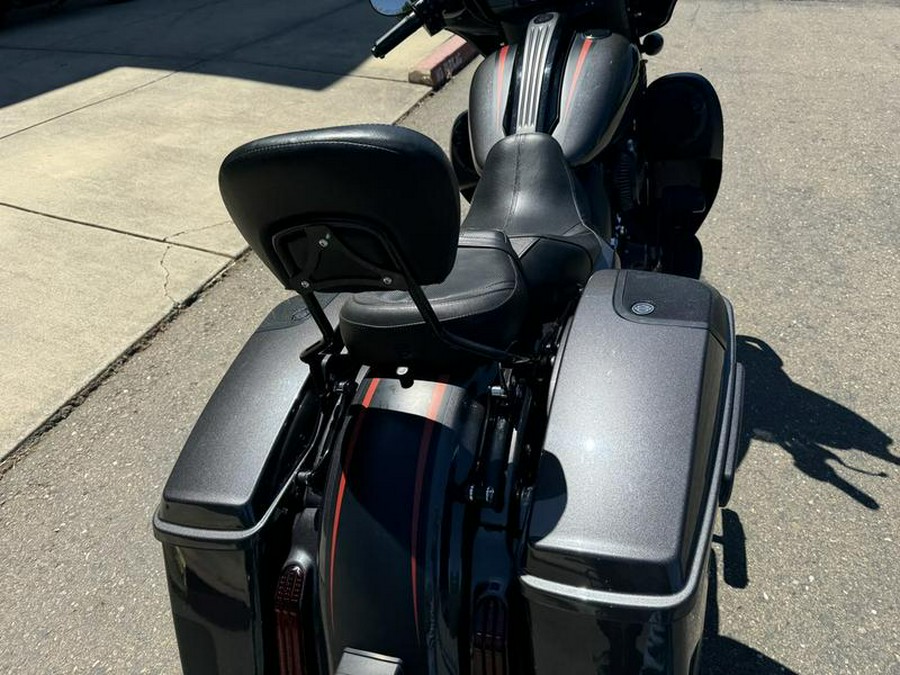 2018 Harley-Davidson® FLHXSE - CVO™ Street Glide®