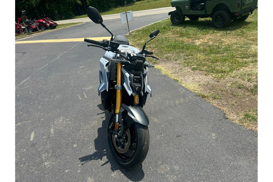 2022 Suzuki GSX-S1000