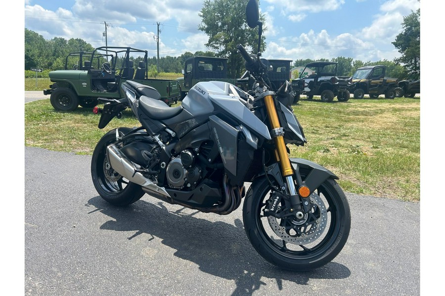 2022 Suzuki GSX-S1000