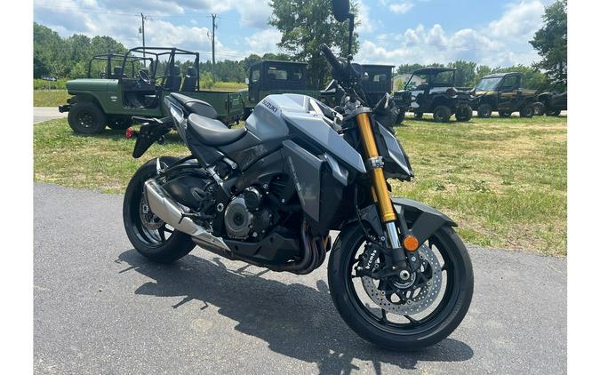 2022 Suzuki GSX-S1000