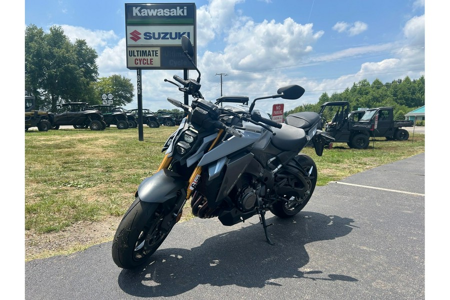 2022 Suzuki GSX-S1000