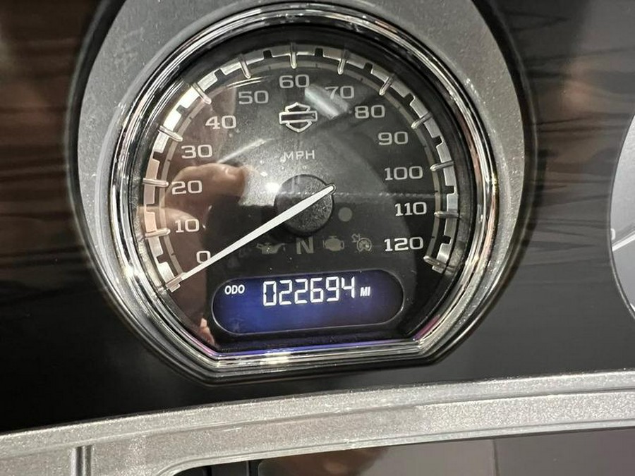 2017 Harley-Davidson® FLHTKSE - CVO™ Limited