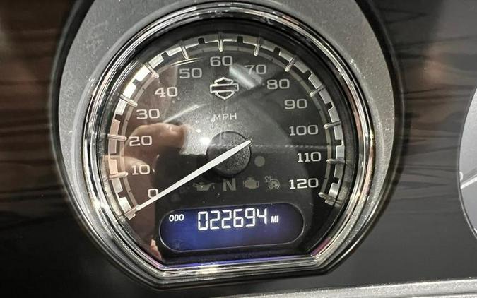 2017 Harley-Davidson® FLHTKSE - CVO™ Limited