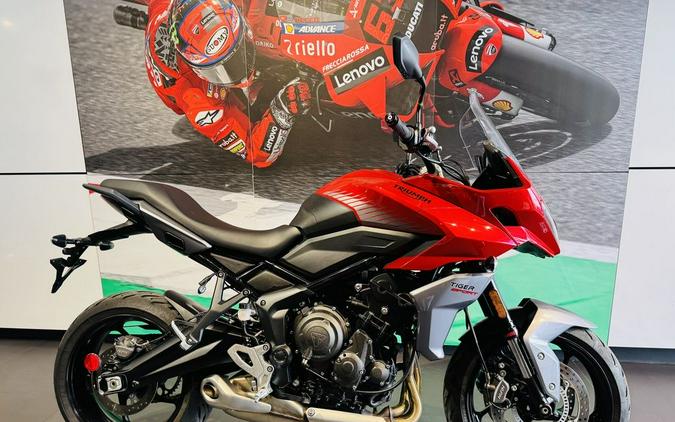 2023 Triumph Tiger Sport 660 Korosi Red / Graphite
