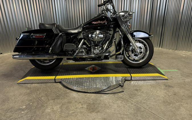 2002 Harley-Davidson Road King Firefighter Special Edition VIVID BLACK W/STRIPE