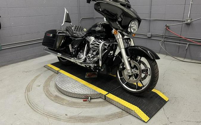 2023 Harley-Davidson® FLHX - Street Glide®