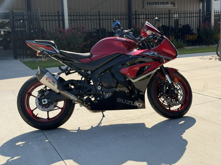 2025 SUZUKI GSX-R1000 - 7100014