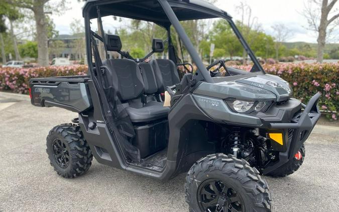 2024 Can-Am® Defender XT HD10