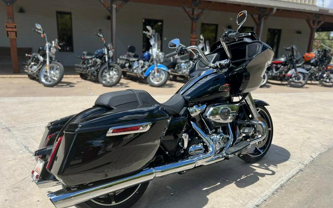 2024 Harley-Davidson® Road Glide™ Black