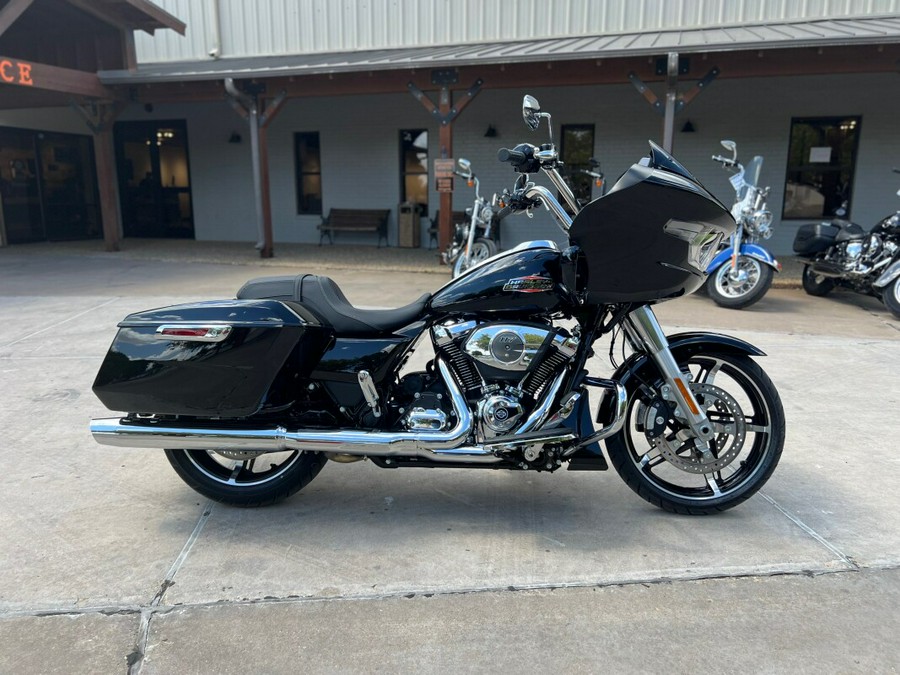 2024 Harley-Davidson® Road Glide™ Black