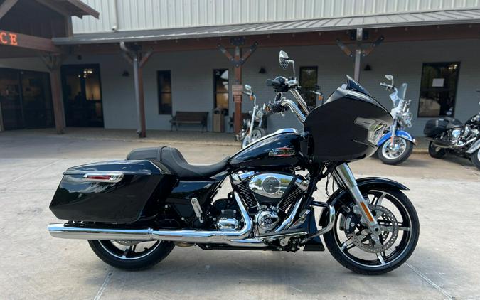 2024 Harley-Davidson® Road Glide™ Black