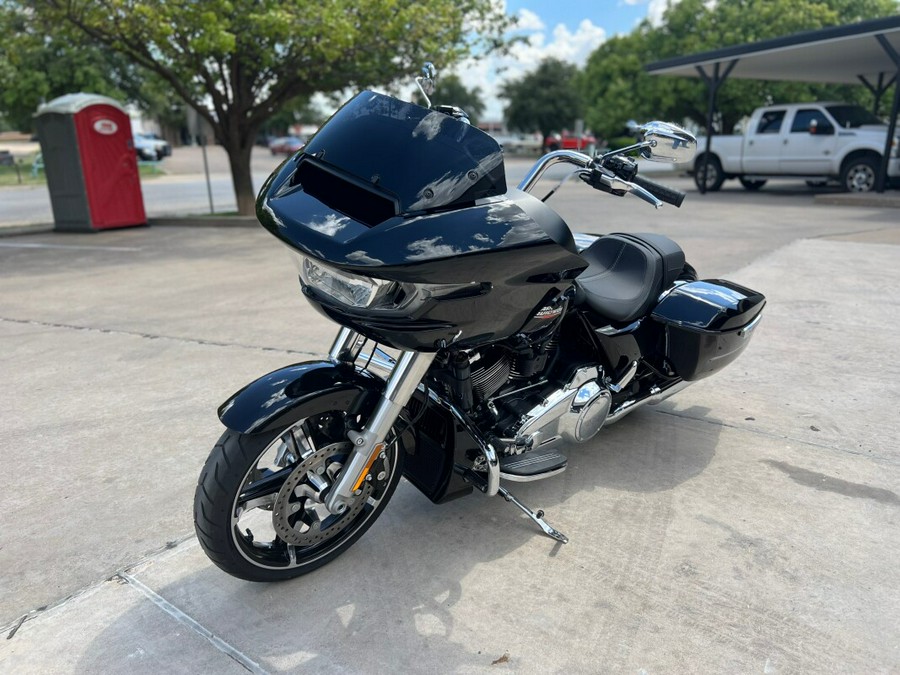 2024 Harley-Davidson® Road Glide™ Black