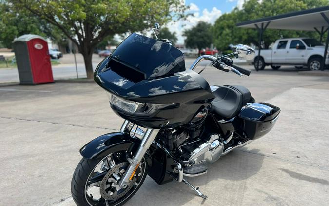 2024 Harley-Davidson® Road Glide™ Black