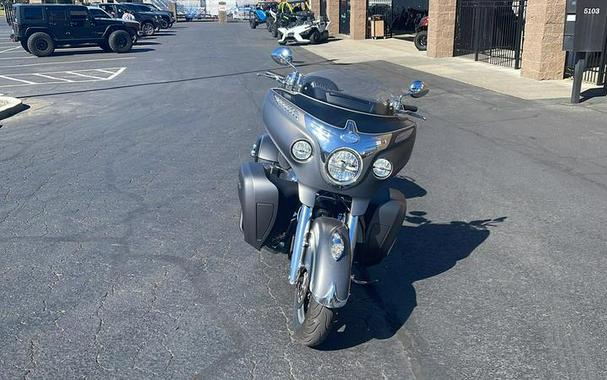 2019 Indian Motorcycle® Roadmaster® Steel Gray Smoke / Thunder Black Smoke