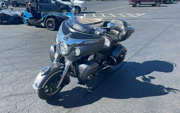 2019 Indian Motorcycle® Roadmaster® Steel Gray Smoke / Thunder Black Smoke