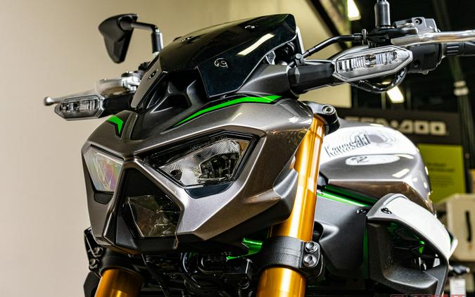 2025 Kawasaki Z900 SE ABS