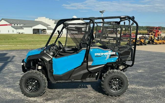 2025 Honda® SXS1000M5DS