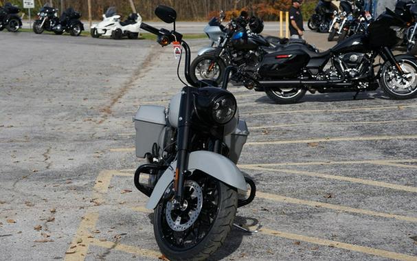 2025 Harley-Davidson Touring FLHRXS - Road King Special