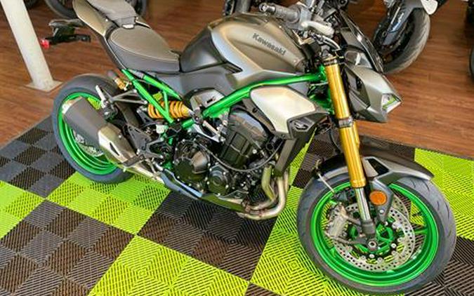 2026 Kawasaki Z900 SE ABS