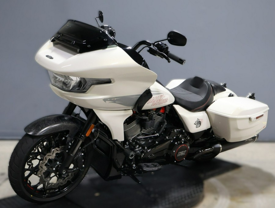 2024 Harley-Davidson CVO Road Glide ST FLTRXSTSE