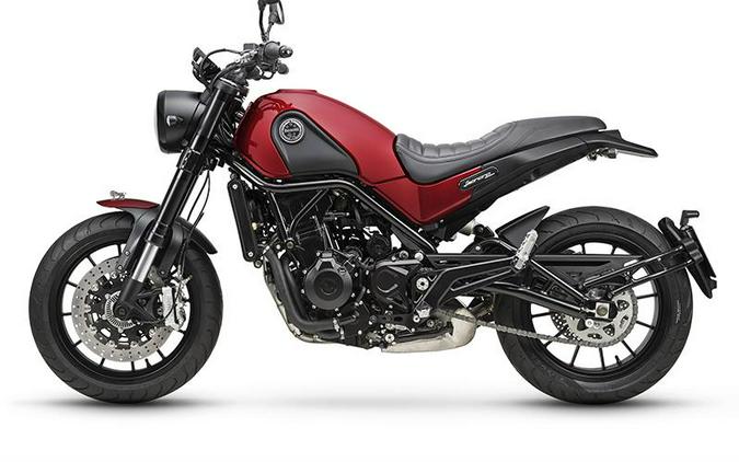 2022 Benelli Leoncino