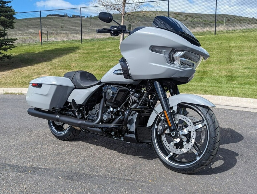 2024 Harley-Davidson Road Glide® Billiard Gray